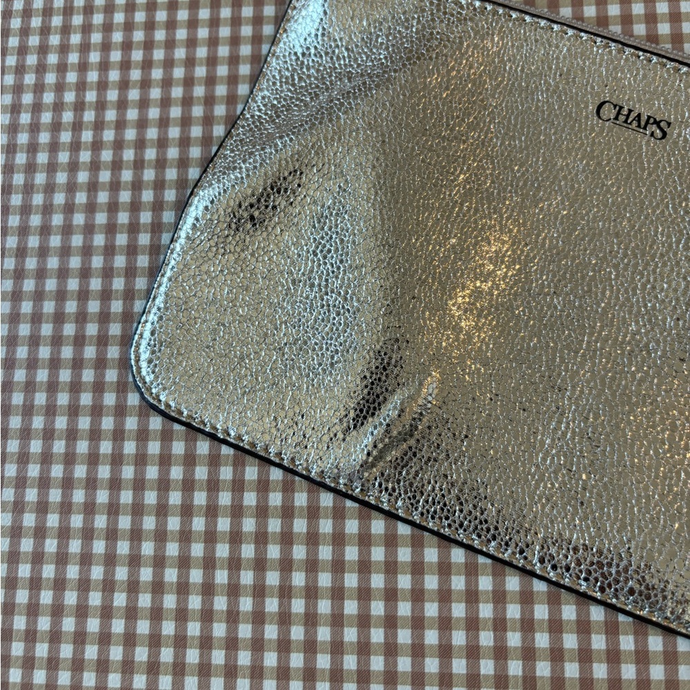 Chaps Small wristlet and tag - Picture 2 of 10